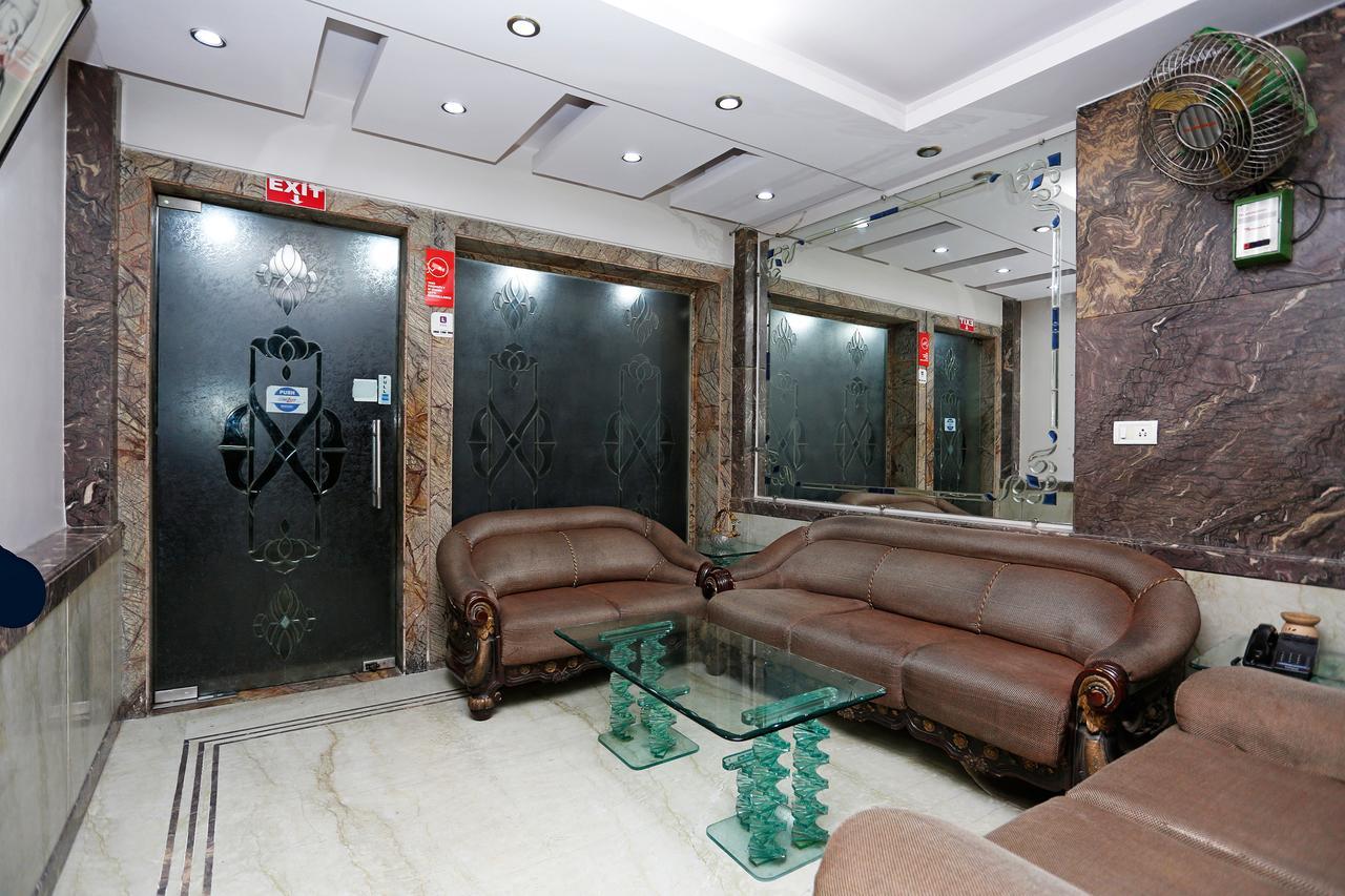 Oyo 5401 Hotel Mid Town Yeni Delhi Dış mekan fotoğraf
