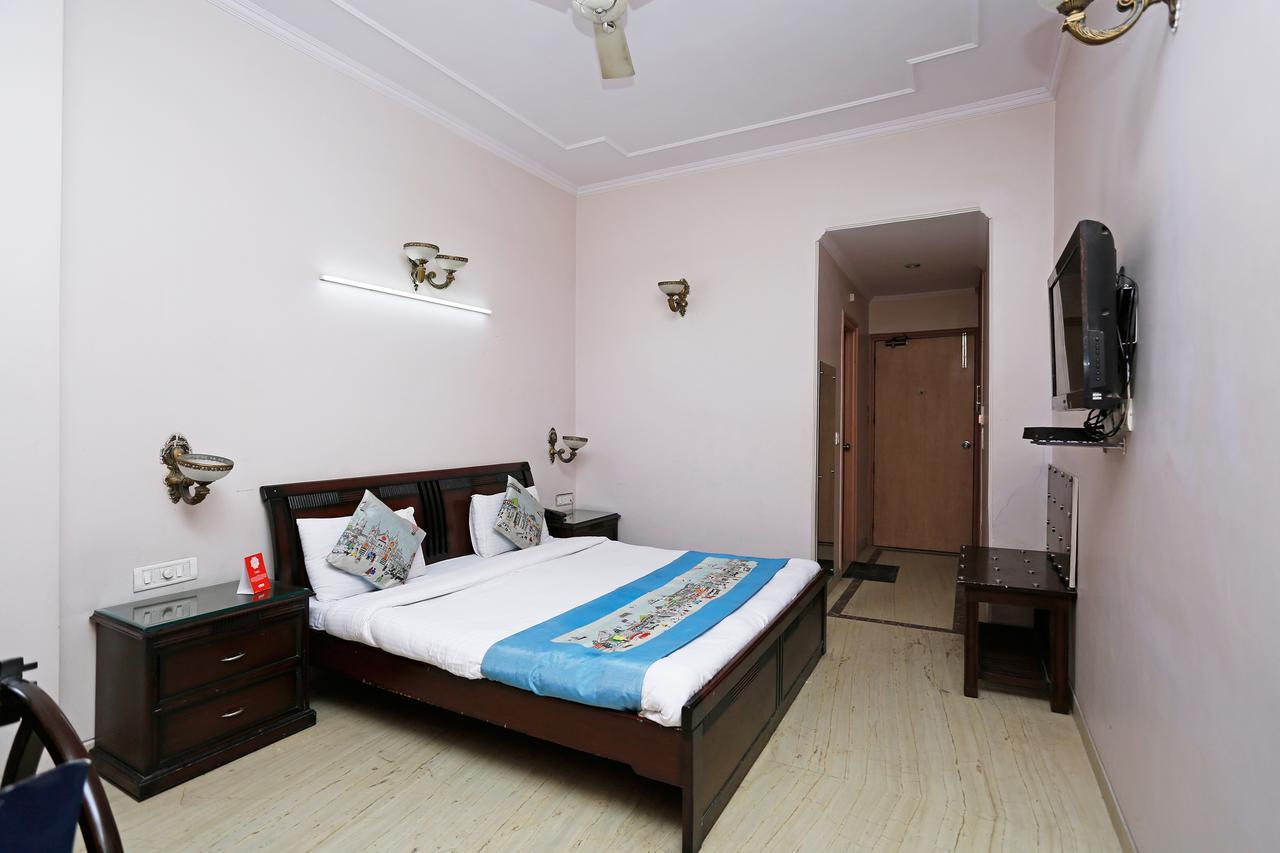 Oyo 5401 Hotel Mid Town Yeni Delhi Dış mekan fotoğraf